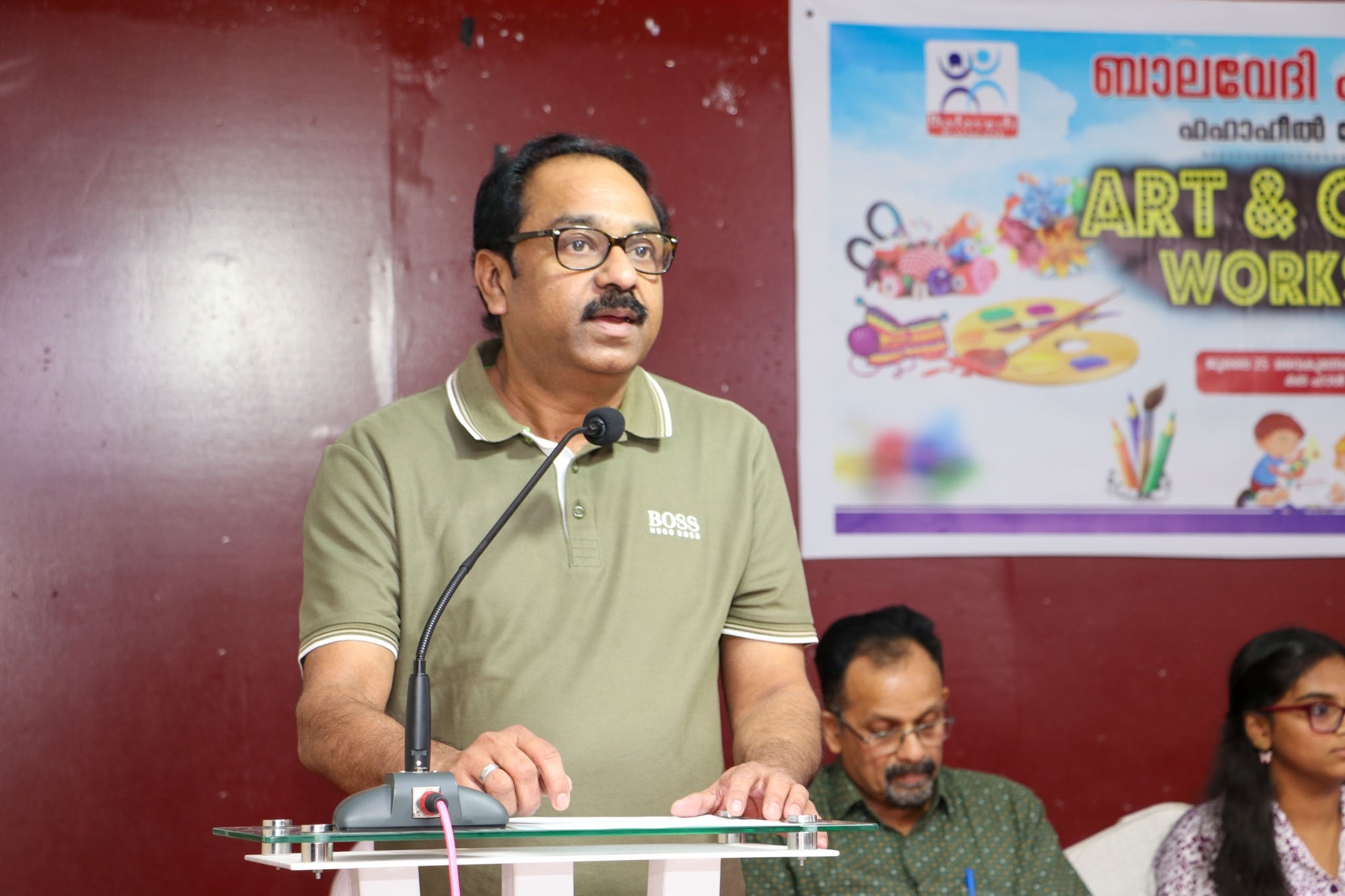 ബാലവേദി കുവൈറ്റ് ഫഹഹീൽ മേഖല "ആർട്ട് ആൻഡ് ക്രാഫ്റ്റ് വർക്ക്ഷോപ്പ്" സംഘടിപ്പിച്ചു.